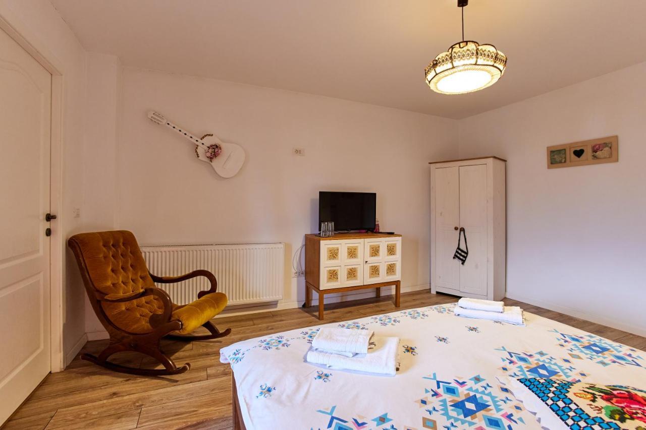 Gradina Lu' Ion "A Home Away From Home" (Adults Only) Vişeu de Sus Dış mekan fotoğraf